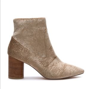 Suede winter boots 🍂